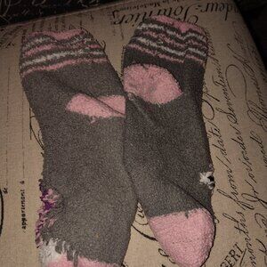fuzzy warm and extra soft socks for womenFinal price pls can' tafford any more d